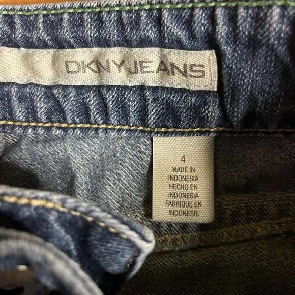 Woman’s Jeans by DKNY Size 4 (32) - Picture 2 of 8